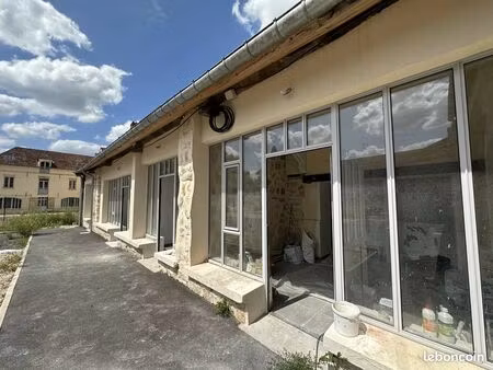 local 30 m² belle-église