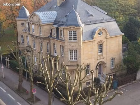 bureau de standing emplacement rare pour activité commerciale et libérale