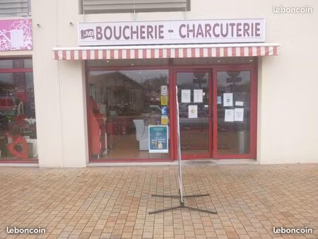 local à louer emplacement numéro 1