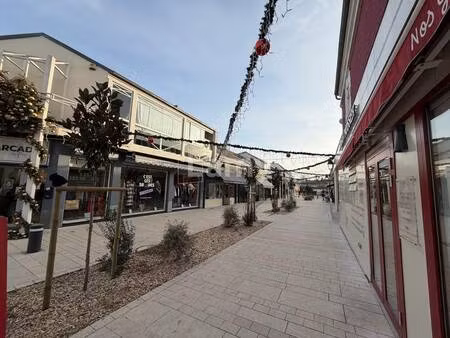 local commercial à louer