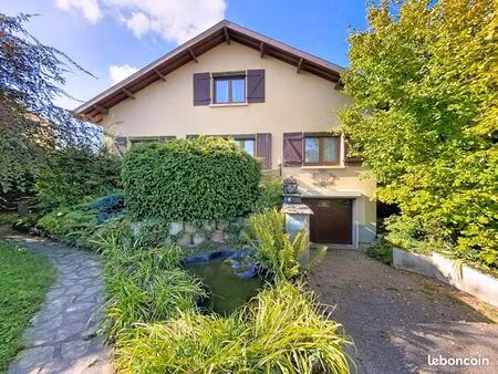 maison 6 pièces 127 m²