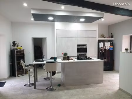 maison 320 m2
