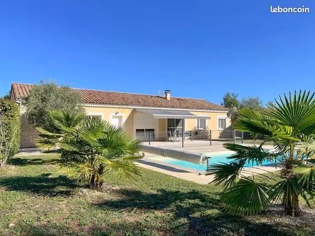maison familiale avec piscine et grand jardin – 4 chambres – 3 garages modulables
