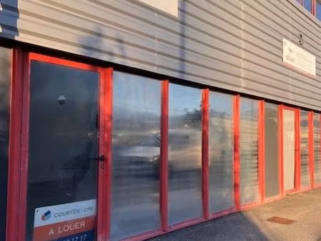 local commercial 185 m²