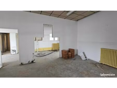 local d'activité 175 m²