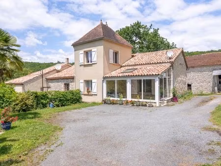 maison de campagne en pierre