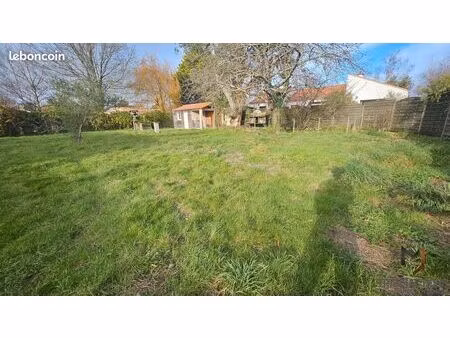 terrain 563 m² sainte pazanne