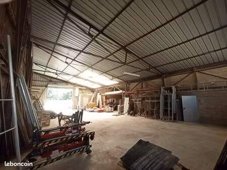 local commercial ou entrepôt