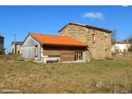 maison 108 m² avec 1900 m² de terrain