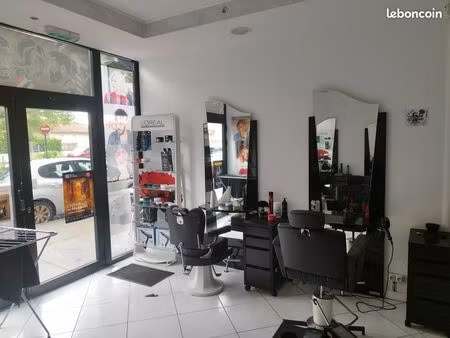 vends fond de commerce salon de coiffure /bail a céder
