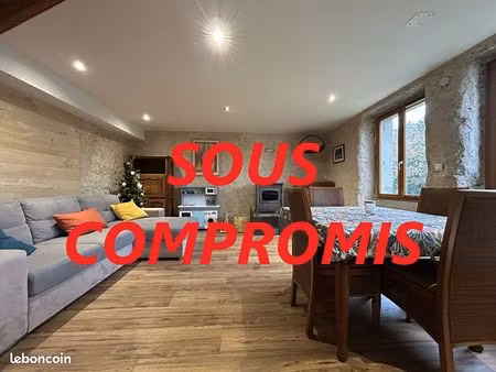 maison 2 pièces 52 m²