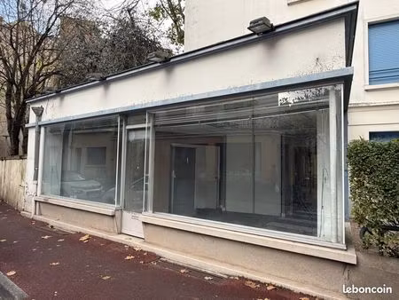 local commercial 50 m² vichy