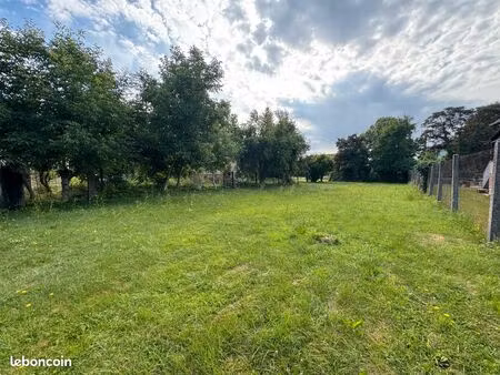 magnifique terrain à batir de 5 80 ares au calme
