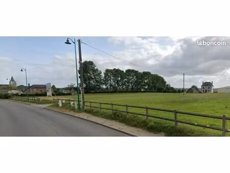 terrain 600 m² saint paer