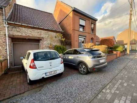 bonne et agréable maison d'habitation de 204 m2 hab.