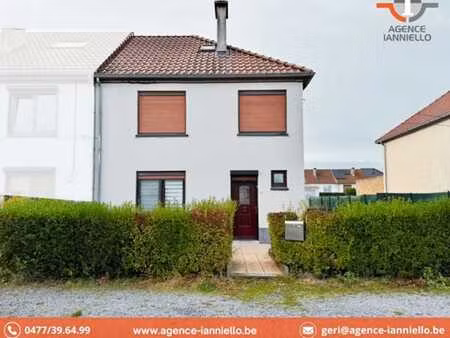 charmante maison 3 façades avec jardin & garage à relooker