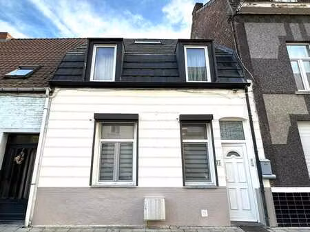 maison renovee avec terrasse orientee sud