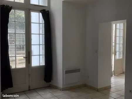 appartement t2 aiguillon centre ville rdc