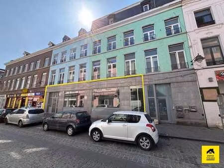 grand commerce a louer en plein coeur de mons