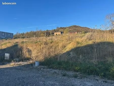 terrain 732 m² à cournon d'auvergne