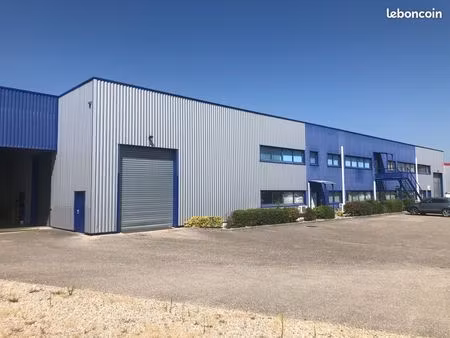 bureaux 982 m² colombe