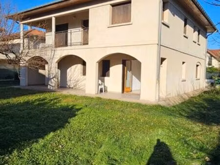 maison composée de 2 lots