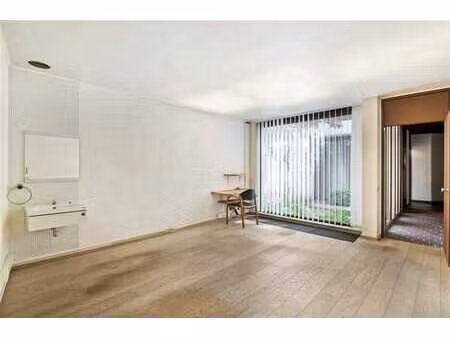 bureau - cabinet medical