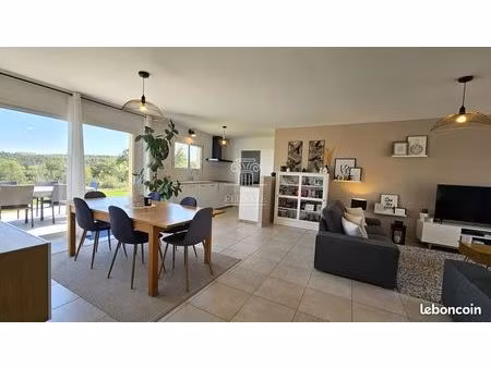 villa 4 pièces 105 m²