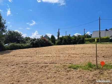 terrain 649 m² hôpital-camfrout