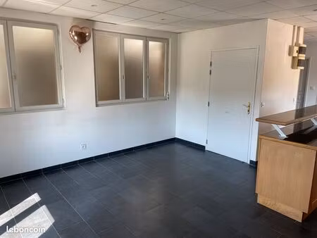 à louer – appartement 5 pièces – 94 m²