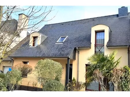 maison 7 pièces 137 m2