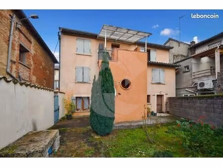 immeuble 145 m² negrepelisse