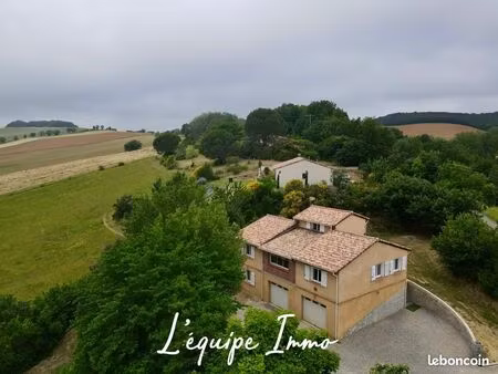 maison 130 m² le castéra