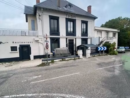 local profession libérale / independant