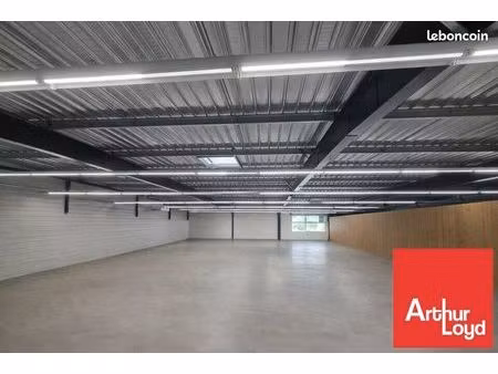 local commercial 820 m² azay le brule