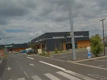 local commercial à louer