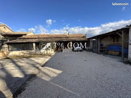 maison 6 pièces 145 m²