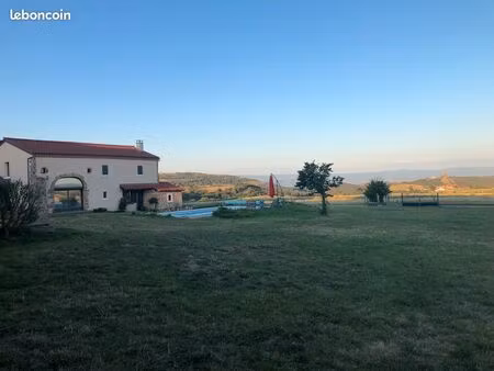 maison avec dépendances proche issoire  brioude  clermont ferrand