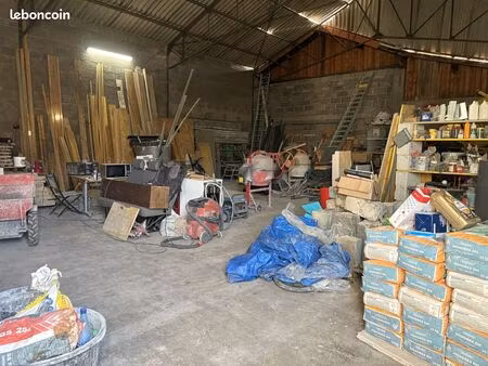 local commercial 200 m² vic-le-comte