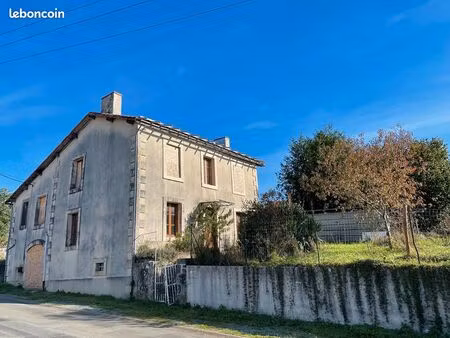 maison de ville 2 pièces 101 m²