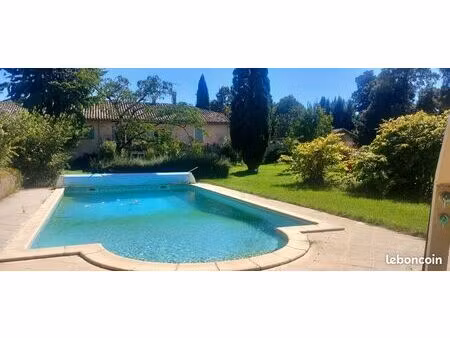 maison 7 pièces 210 m²