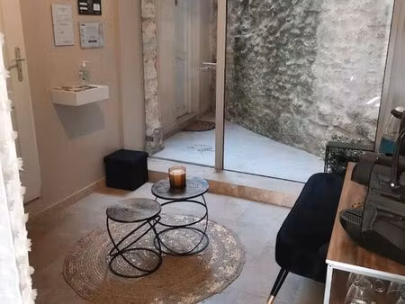 local commercial 24 m² l'isle sur la sorgue