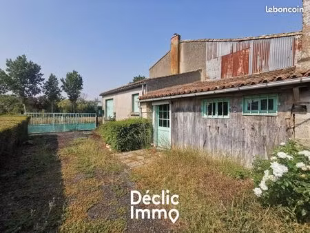 ferme 65 m² damvix