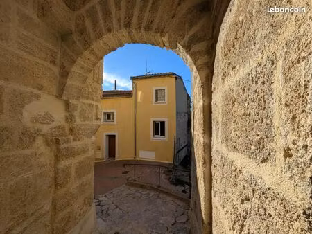 immeuble 7 pièces 146 m²