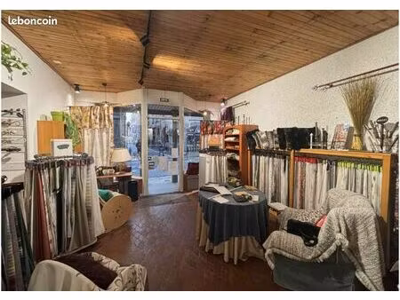 local commercial 126 m²