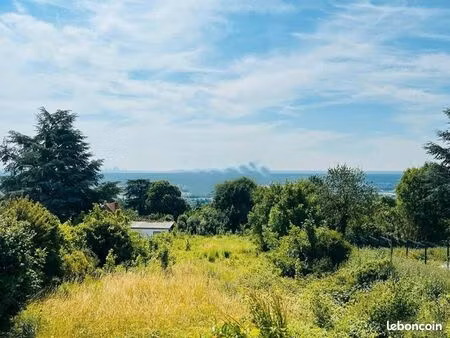 terrain 1 054 m² andresy