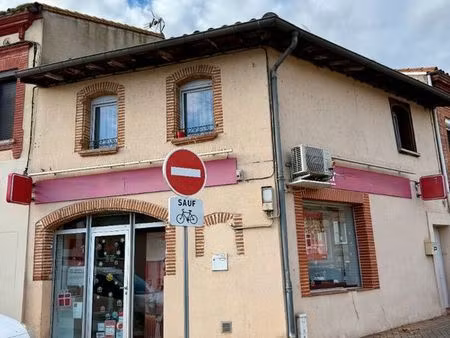 immeuble 5 pièces 83 m²