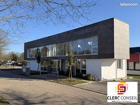 bureaux 73 m² mont-saint-aignan