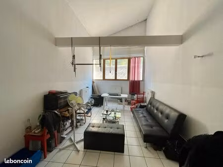 t4 centre ville très bon état