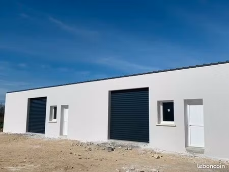 local industriel 176 m²